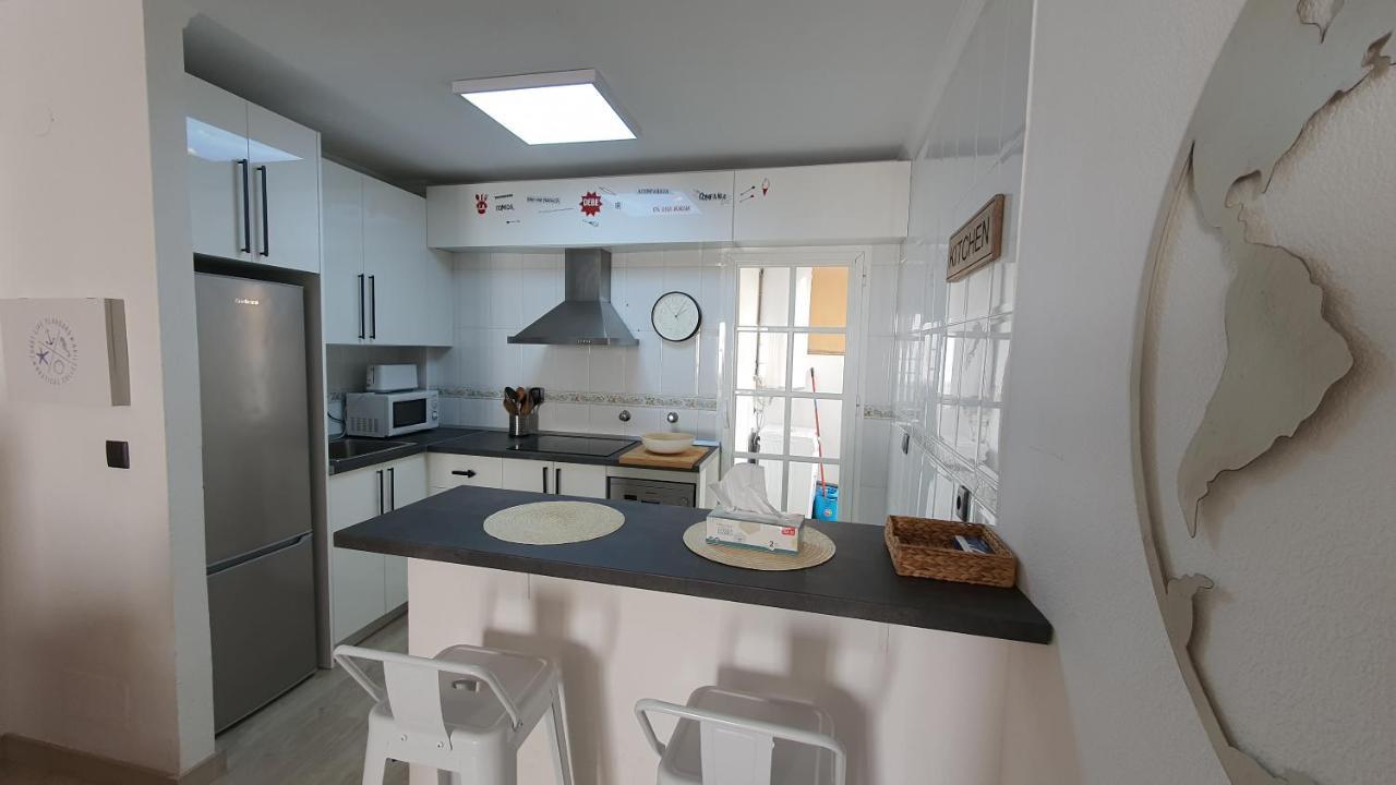 Paseo Maritimo Apartment *